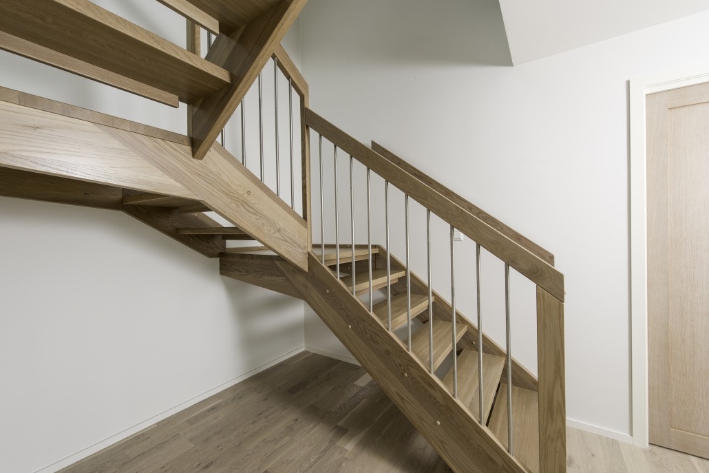 Рекомендации по выбору деревянной лестницы